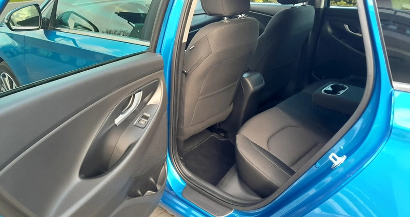 Hyundai I30 cena 52900 przebieg: 93000, rok produkcji 2017 z Ozorków małe 596